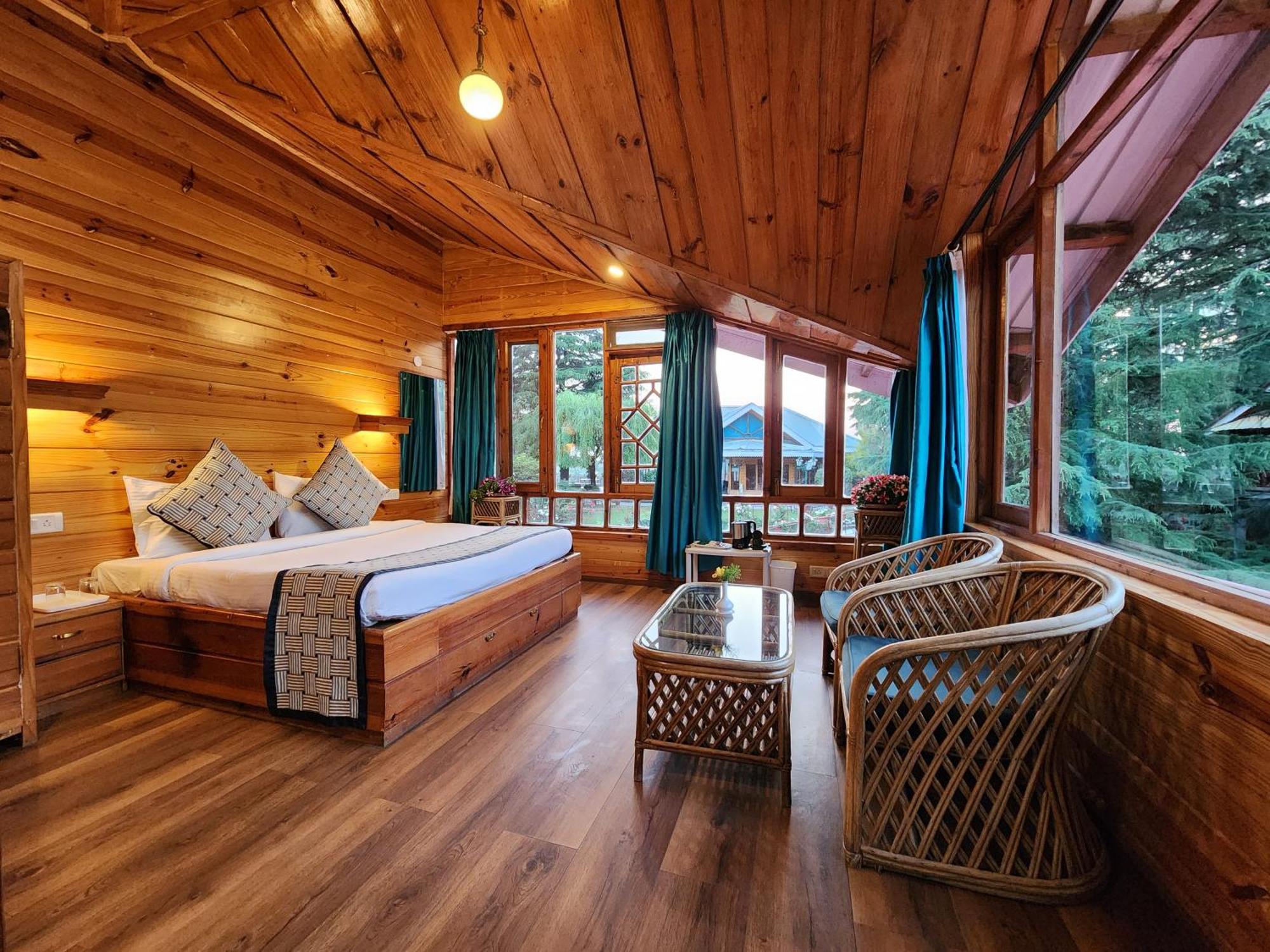 The Chalets Naldehra Shimla Esterno foto